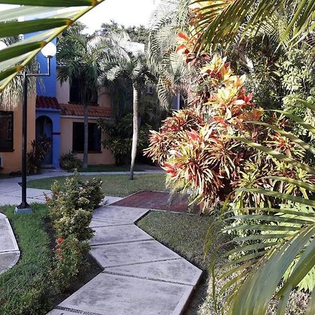 Cozy Townhouse In Great Location Apartamento Cancún Exterior foto